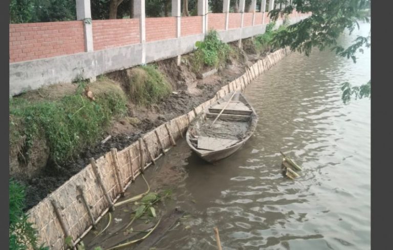 কুমিল্লায় মাছের প্রজেক্টের কারনে হুমকির মুখে সীমানা প্রাচীর, কোটি টাকার ক্ষয়ক্ষতির আশংকা