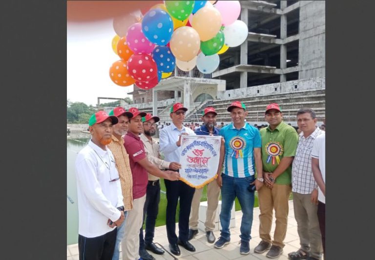 কুমিল্লা শিক্ষাবোর্ডের আয়োজনে আন্তঃকলেজ সাঁতার প্রতিযোগিতায় ৮৮ ছাত্রের অংশগ্রহণ