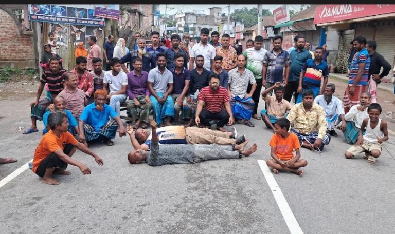 উপজেলা পরিষদের চেয়ারম্যান রায়হান রহমতুল্লাহ রিমুর মুক্তির দাবিতে