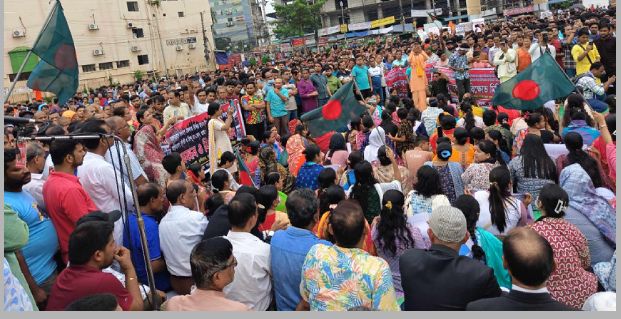 হিন্দু সম্প্রদায়ের ওপর হামলার অভিযোগে কালীগঞ্জে বিক্ষোভ মিছিল-সমাবেশ