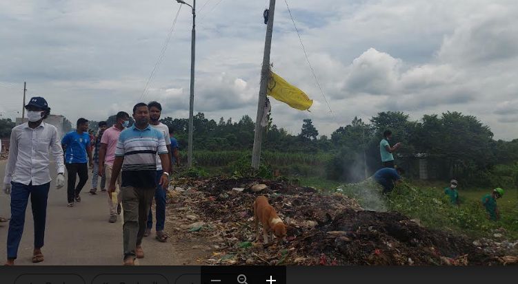 রাণীশংকৈল পৌরশহরের পরিচ্ছন্নতা অভিযানে ছাত্রসমাজ ও ইউএনও