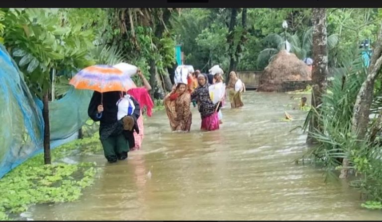 নোয়াখালীতে ফের বন্যা পরিস্থিতি অবনতি