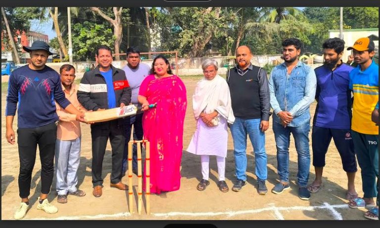 দেবীদ্বারে টি-১৬ ফ্রিজ-টিভি কাপ ক্রিকেট টুর্নামেন্ট’র শুভ উদ্ভোধন স্বাস্থ্য সুরক্ষা ও মনন বিকাশে খেলাধূলার বিকল্প নেই  – ইউএনও নিগার সুলতানা