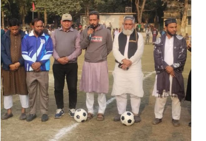 মহাদেবপুরে শহীদ আস-সাবুর স্মৃতি ফুটবল টুর্নামেন্ট এর উদ্বোধন