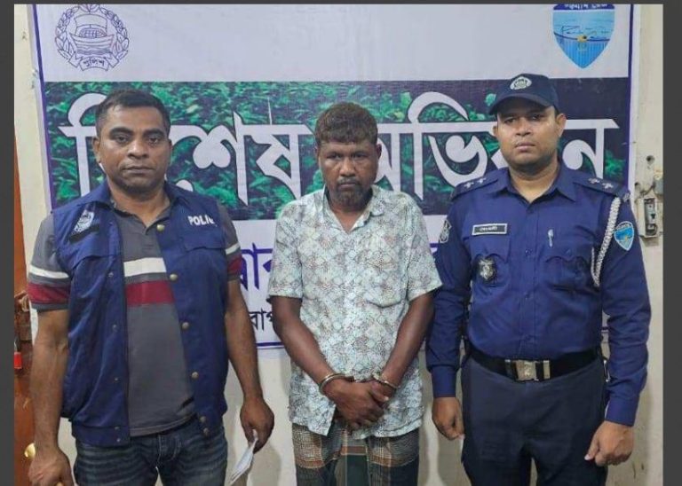 দেবীদ্বারে ৪৯ লক্ষ টাকা জরিমানা ও ১ বছরের সাজাপ্রাপ্তসহ ৫ মামলার আসামী বিএনপি নেতা কাউছার গ্রেফতার