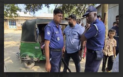 জামালপুরের মেলান্দহে ডিসি পরিচয়ে ‘চাঁদাবাজি’ করতে গিয়ে যুবক আটক