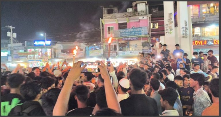 হাসনাত আব্দুল্লাহর উপর সন্ত্রাসী হামলার প্রতিবাদে দেবীদ্বারে বিক্ষোভ মিছিল
