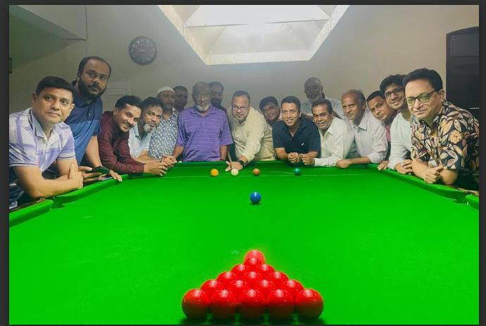 কুমিল্লা ক্লাবের ঈদ কাপ স্নুকার টুর্নামেন্টের উদ্বোধন