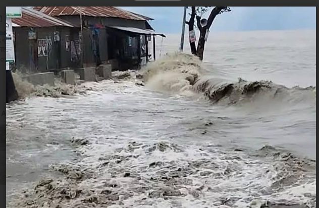 হাতিয়াতে নিম্নচাপে ১২৫টি ঘর ক্ষতিগ্রস্ত